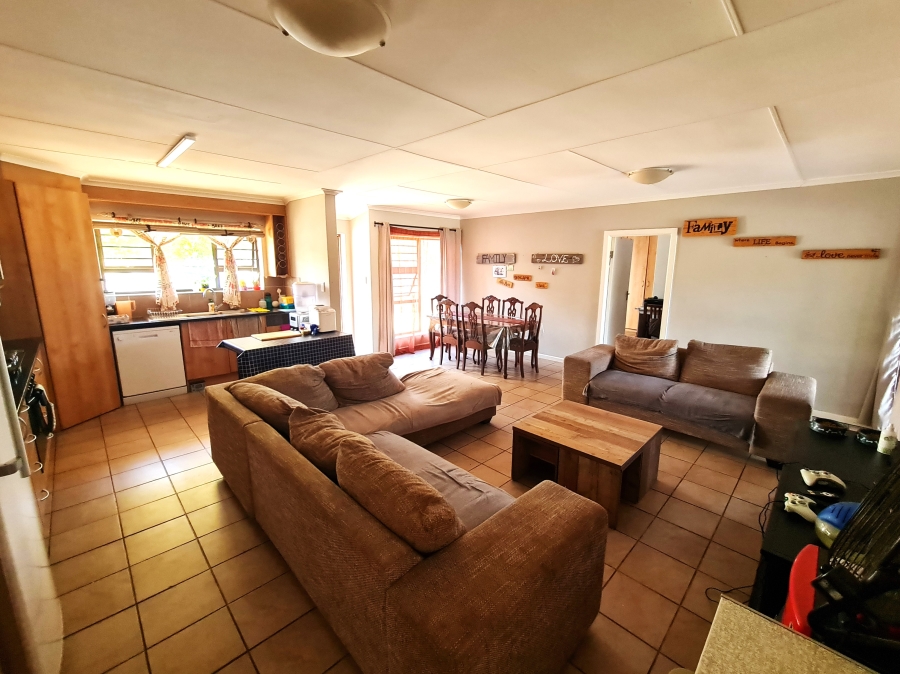 4 Bedroom Property for Sale in Noorsekloof Eastern Cape